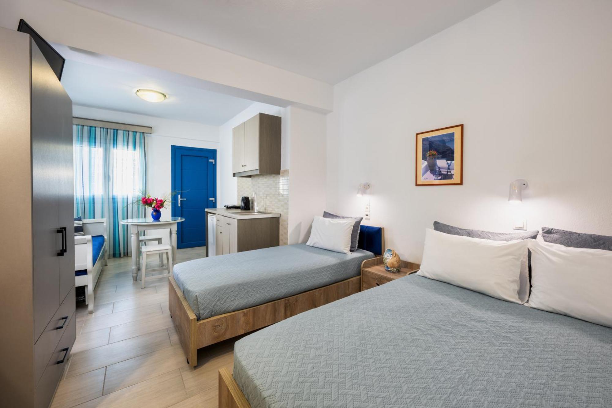 Honeymoon Beach Studios Perivolos  Extérieur photo