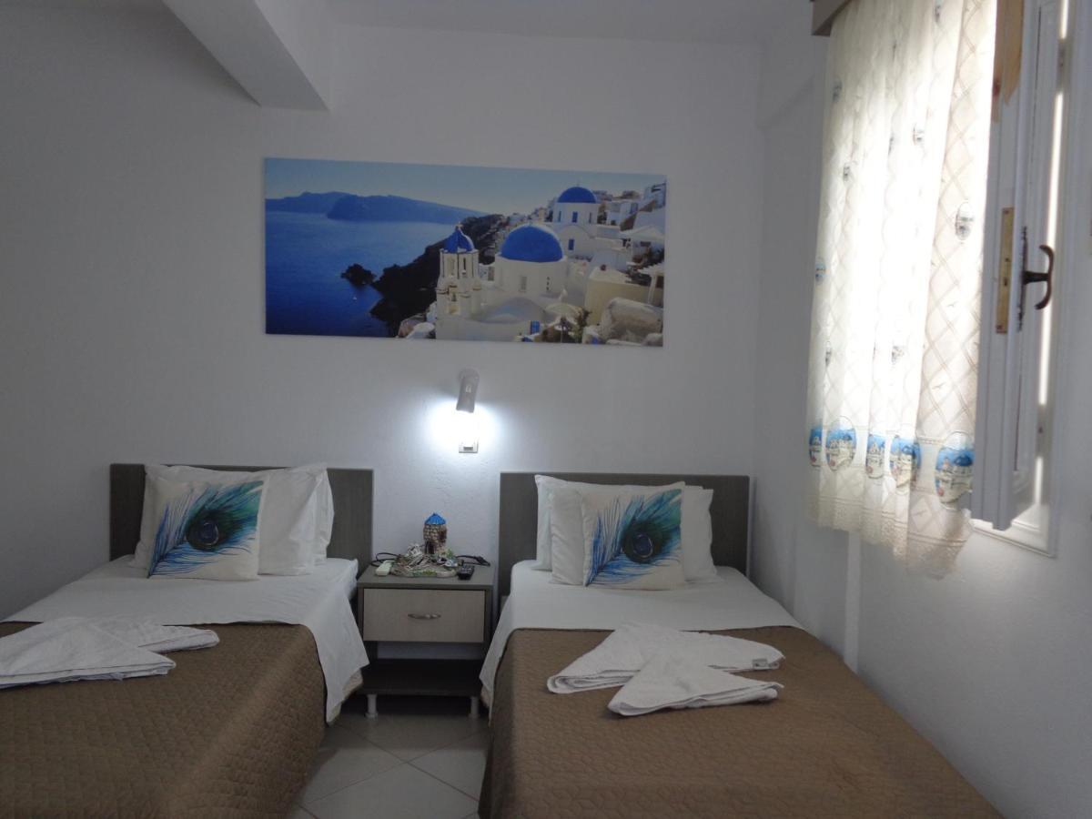 Honeymoon Beach Studios Perivolos  Extérieur photo