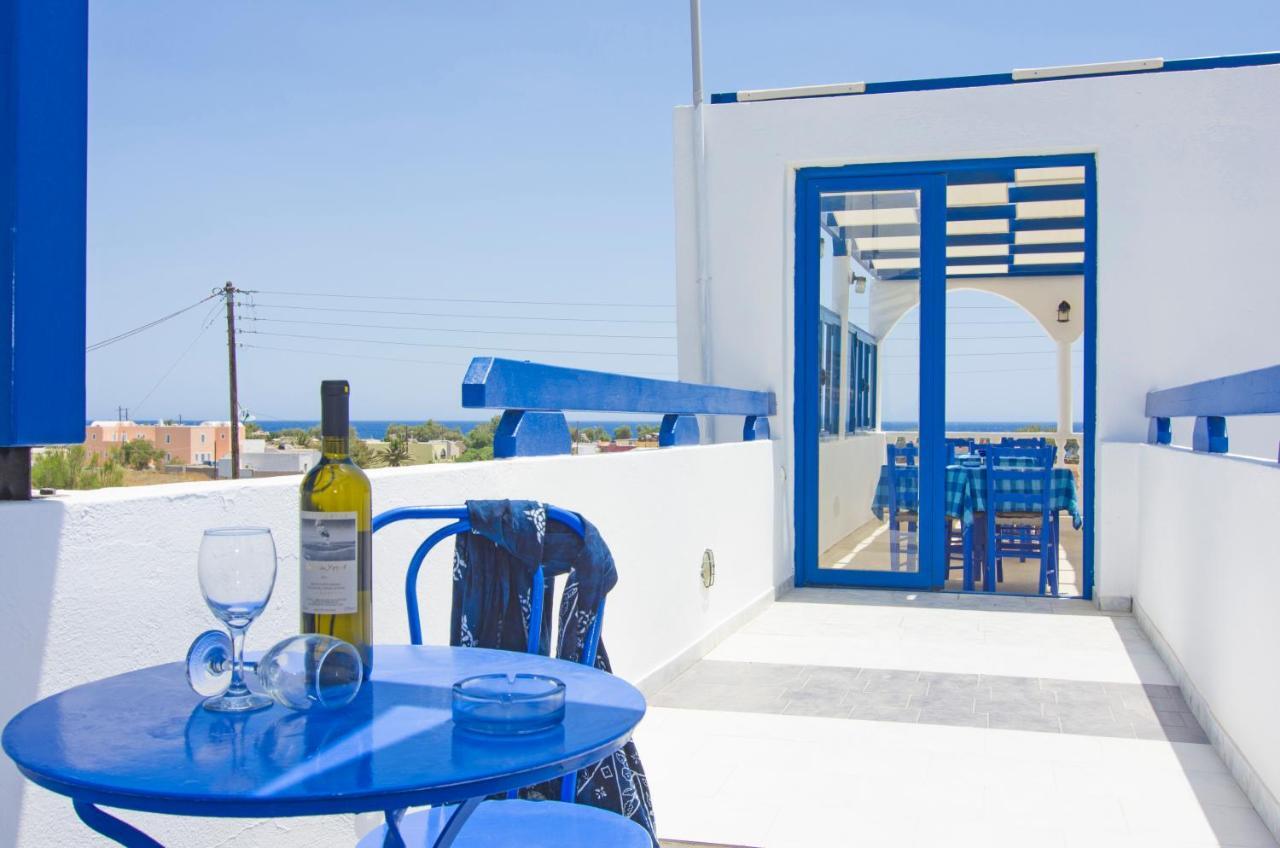 Honeymoon Beach Studios Perivolos  Extérieur photo